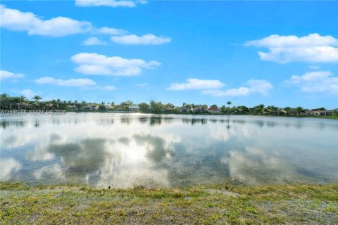 House in Homestead, Florida 4 bedrooms, 191.38 sq.m. № 2066898 - photo 27