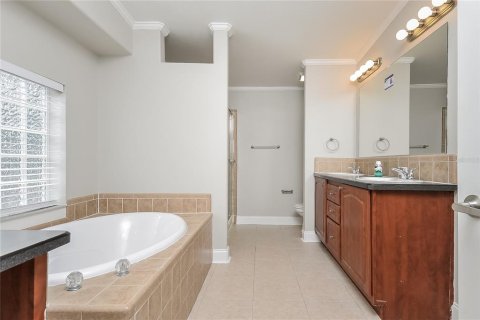 House in Riverview, Florida 3 bedrooms, 185.71 sq.m. № 1882974 - photo 9