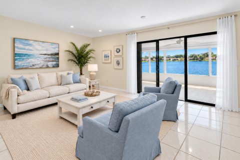 Villa ou maison à vendre à Boynton Beach, Floride: 2 chambres, 121.7 m2 № 2429819 - photo 16
