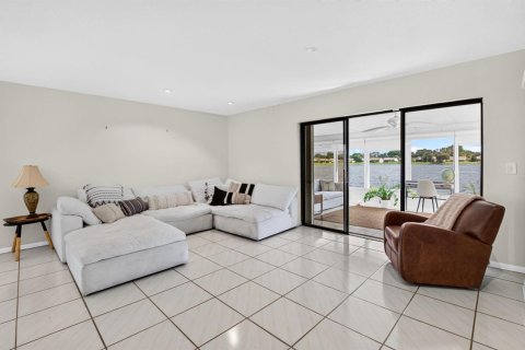Villa ou maison à vendre à Boynton Beach, Floride: 2 chambres, 121.7 m2 № 2429819 - photo 17