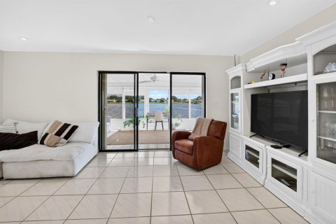 Villa ou maison à vendre à Boynton Beach, Floride: 2 chambres, 121.7 m2 № 2429819 - photo 20