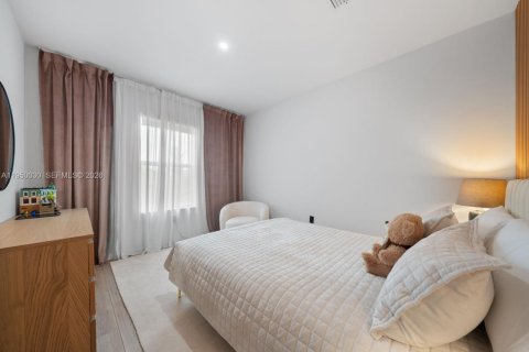 Townhouse in Fort Lauderdale, Florida 3 bedrooms, 176.51 sq.m. № 2005636 - photo 12