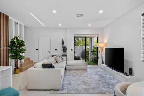 Townhouse in Fort Lauderdale, Florida 3 bedrooms, 176.51 sq.m. № 2005636 - photo 6