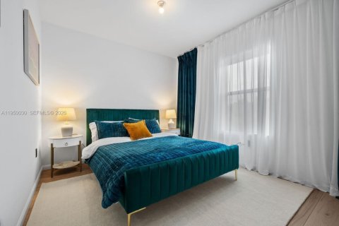 Townhouse in Fort Lauderdale, Florida 3 bedrooms, 176.51 sq.m. № 2005636 - photo 10