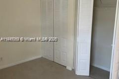 Condo in Plantation, Florida, 3 bedrooms  № 1840784 - photo 27