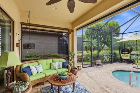 Villa ou maison à vendre à Venice, Floride: 2 chambres, 178.47 m2 № 2398500 - photo 18