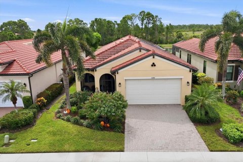Villa ou maison à vendre à Venice, Floride: 2 chambres, 178.47 m2 № 2398500 - photo 4