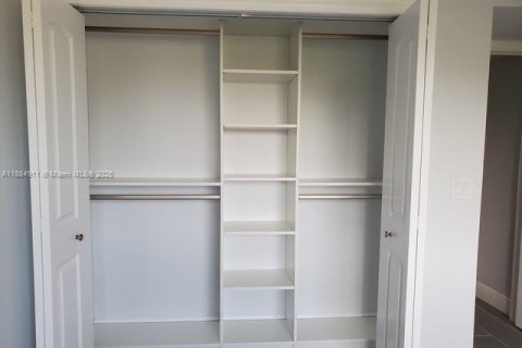 Condo in Coral Springs, Florida, 2 bedrooms  № 1930393 - photo 13