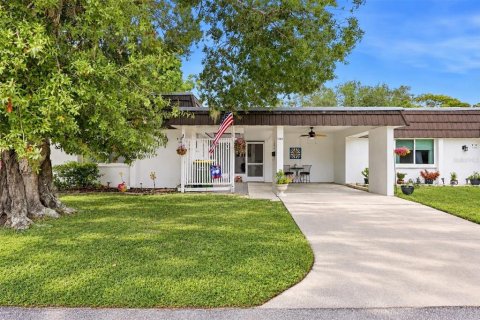 Condo in Sarasota, Florida, 2 bedrooms  № 2364417