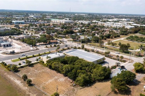 Commercial property in Delray Beach, Florida № 2012332