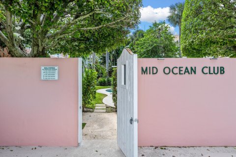 Condo in Palm Beach, Florida, 1 bedroom № 2184931