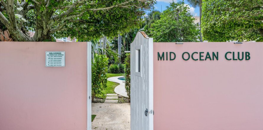 Condo in Palm Beach, Florida, 1 bedroom  № 2184931