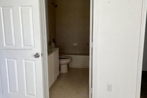 Touwnhouse à vendre à Homestead, Floride: 3 chambres, 132.2 m2 № 1691734 - photo 8