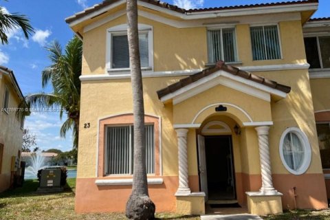 Touwnhouse à vendre à Homestead, Floride: 3 chambres, 132.2 m2 № 1691734 - photo 1