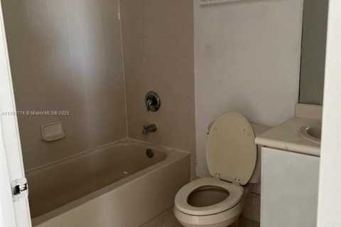 Touwnhouse à vendre à Homestead, Floride: 3 chambres, 132.2 m2 № 1691734 - photo 11
