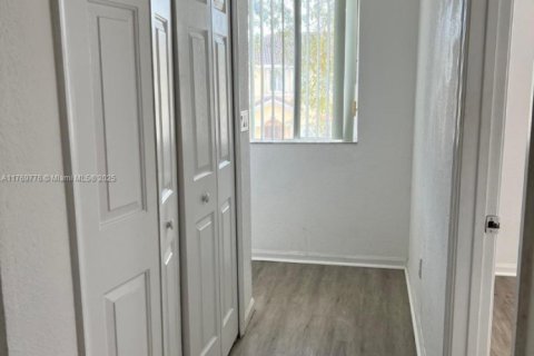 Touwnhouse à vendre à Homestead, Floride: 3 chambres, 132.2 m2 № 1691734 - photo 7