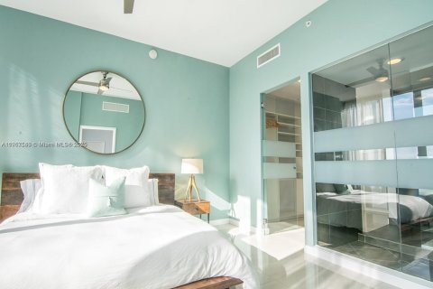Condo in Miami Beach, Florida, 2 bedrooms  № 1972043 - photo 8