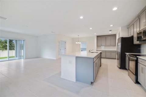 House in Davenport, Florida 4 bedrooms, 235.6 sq.m. № 1894077 - photo 5