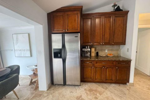 Снять в аренду виллу или дом в Дирфилд-Бич, Флорида 3 спальни, 152.55м2, № 1988093 - фото 10