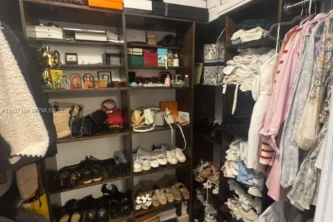 Снять в аренду виллу или дом в Дирфилд-Бич, Флорида 3 спальни, 152.55м2, № 1988093 - фото 25