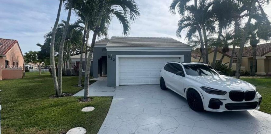 Дом в Дирфилд-Бич, Флорида 3 спальни, 152.55м2 № 1988093