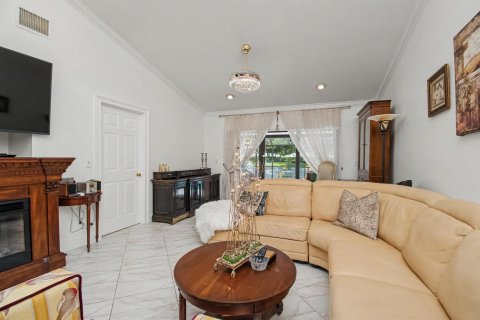 Adosado en alquiler en Boca Raton, Florida, 2 dormitorios, 130.99 m2 № 2190977 - foto 13