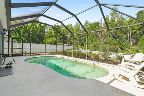 House in Tampa, Florida 5 bedrooms, 227.61 sq.m. № 2151152 - photo 30