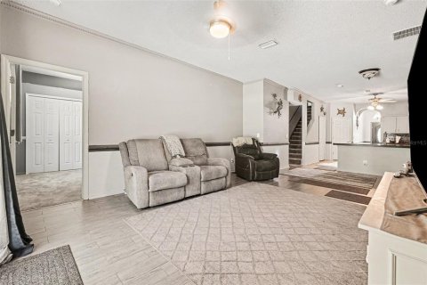 House in Tampa, Florida 5 bedrooms, 227.61 sq.m. № 2151152 - photo 26