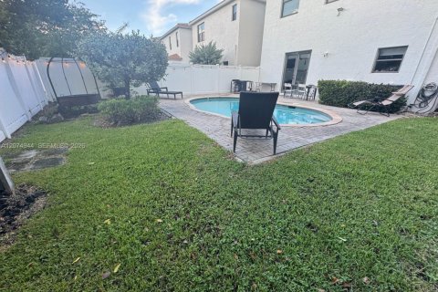 Villa ou maison à louer à Miami, Floride: 4 chambres, 215.35 m2 № 2390316 - photo 7