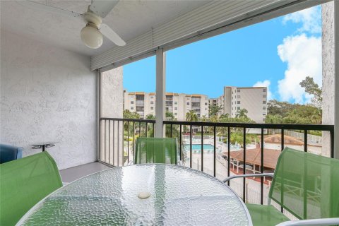 Copropriété à vendre à Lauderhill, Floride: 2 chambres, 117.06 m2 № 2084798 - photo 2