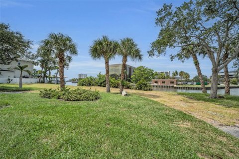 Terreno en venta en Tampa, Florida № 1910722 - foto 11