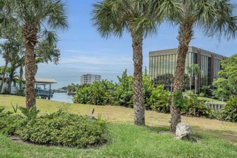 Terreno en venta en Tampa, Florida № 1910722 - foto 12