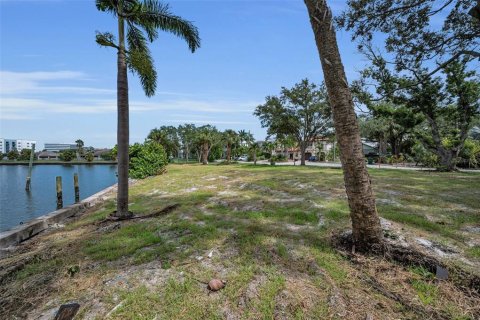 Terreno en venta en Tampa, Florida № 1910722 - foto 15