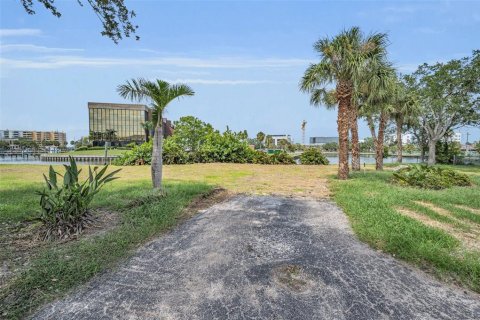 Terreno en venta en Tampa, Florida № 1910722 - foto 8