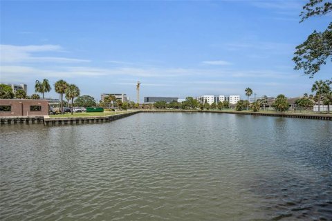 Terreno en venta en Tampa, Florida № 1910722 - foto 5