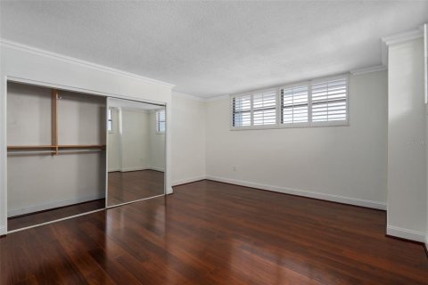Condo in Maitland, Florida, 2 bedrooms № 2209162 - photo 15
