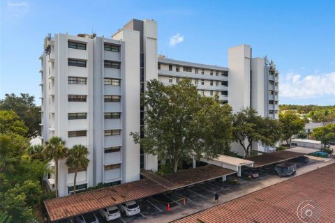 Condo in Maitland, Florida, 2 bedrooms  № 2209162
