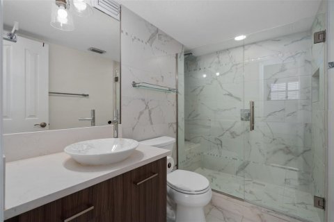 Condo in Maitland, Florida, 2 bedrooms № 2209162 - photo 18