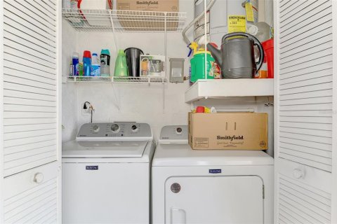 Condo in Bradenton, Florida, 2 bedrooms  № 2110553 - photo 26