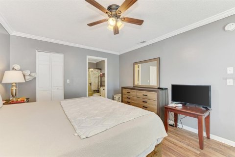 Condo in Bradenton, Florida, 2 bedrooms  № 2110553 - photo 19