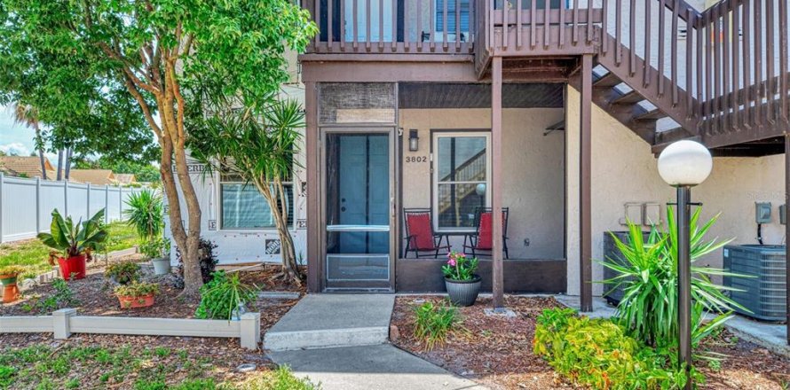 Condo in Bradenton, Florida, 2 bedrooms  № 2110553