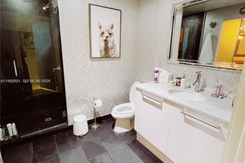 Condominio en alquiler en Miami, Florida, 2 dormitorios, 95.78 m2 № 2058555 - foto 30