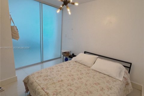 Condominio en alquiler en Miami, Florida, 2 dormitorios, 95.78 m2 № 2058555 - foto 7