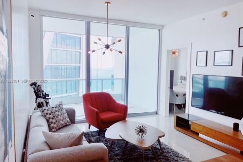 Condominio en alquiler en Miami, Florida, 2 dormitorios, 95.78 m2 № 2058555 - foto 28