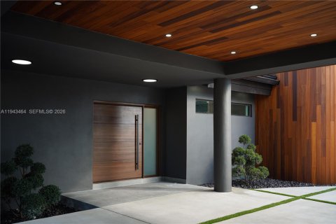 Casa en venta en Miami, Florida, 5 dormitorios, 414.25 m2 № 2000314 - foto 5