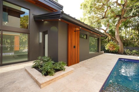 Casa en venta en Miami, Florida, 5 dormitorios, 414.25 m2 № 2000314 - foto 11