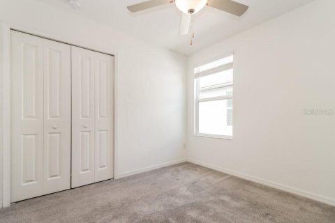 House in Lutz, Florida 5 bedrooms, 205.96 sq.m. № 2210689 - photo 13