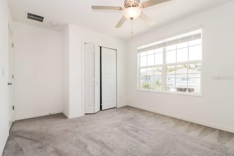 House in Lutz, Florida 5 bedrooms, 205.96 sq.m. № 2210689 - photo 15