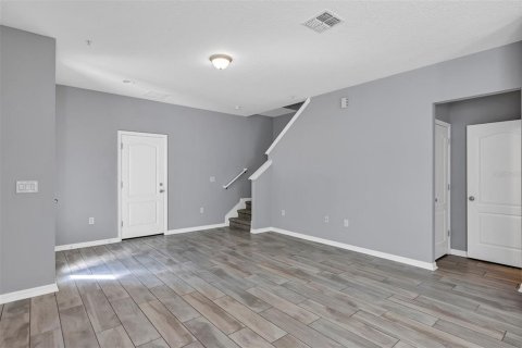 Touwnhouse à louer à Sanford, Floride: 3 chambres, 160.16 m2 № 2405304 - photo 5
