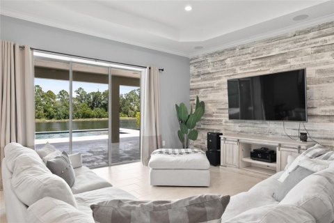 House in Venice, Florida 5 bedrooms, 344.3 sq.m. № 1338718 - photo 11